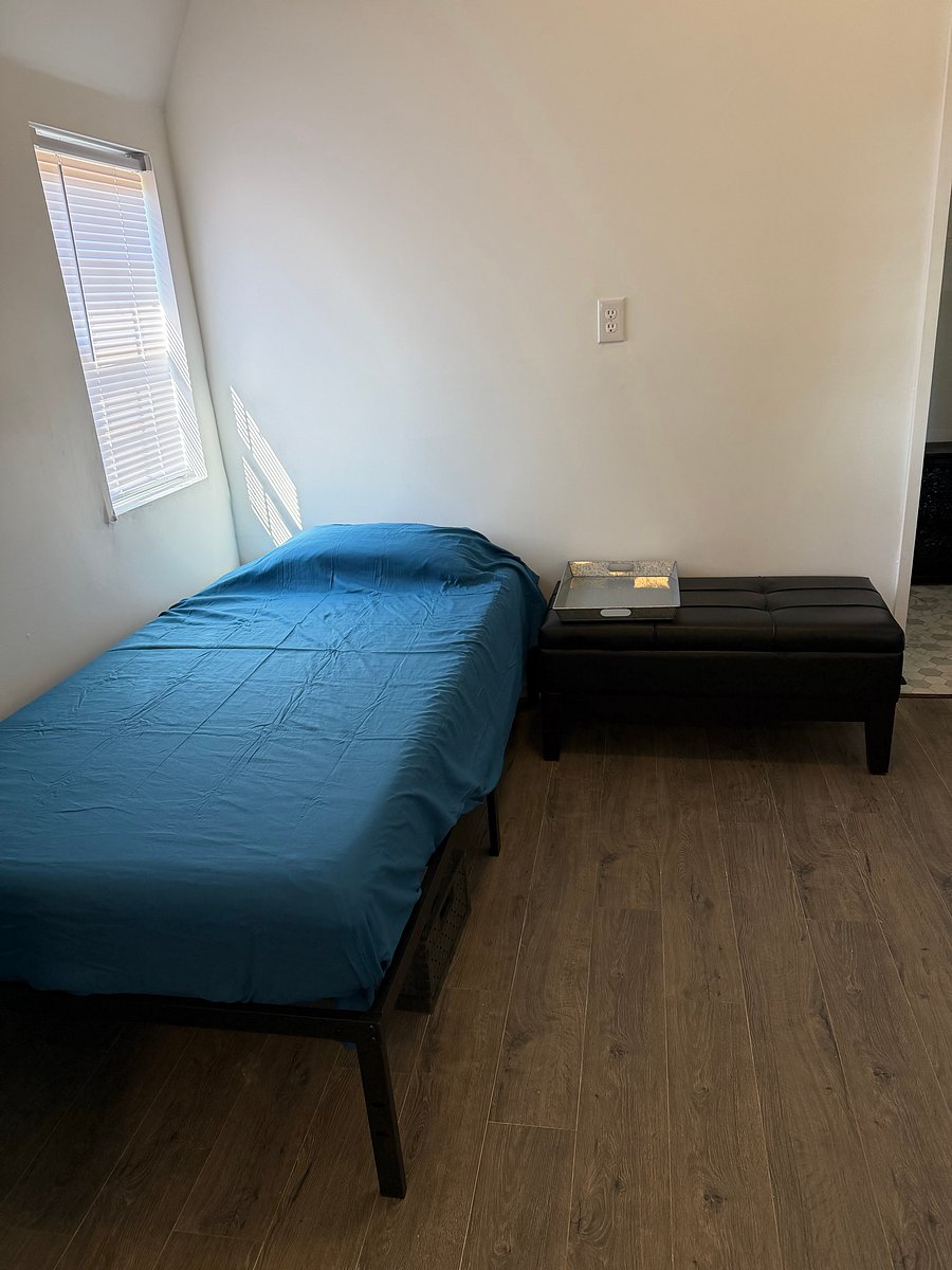 Furnished Finder property 1047874_1 photo 4