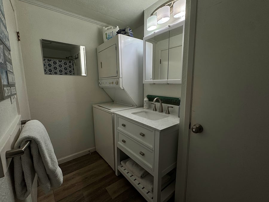 Furnished Finder property 1047900_1 photo 17