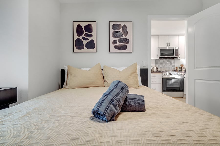 Furnished Finder property 1047903_1 photo 10