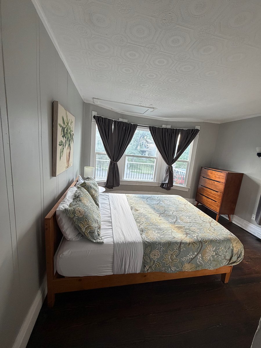 Furnished Finder property 1047913_1 photo 3