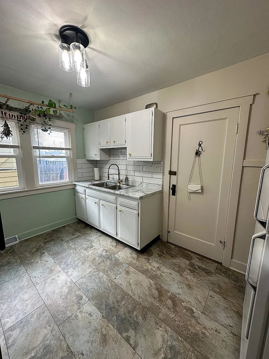 Furnished Finder property 1047914_1 photo 13