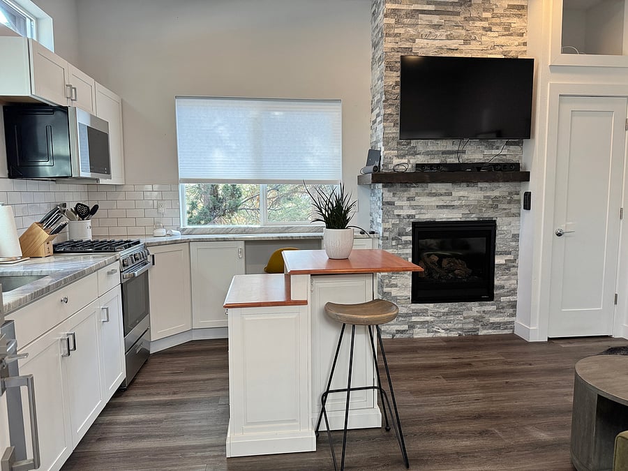 Furnished Finder property 1047927_1 photo 4