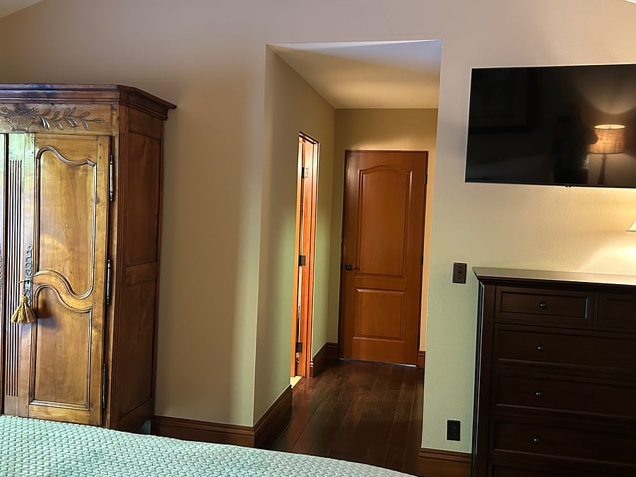 Furnished Finder property 1047935_1 photo 3