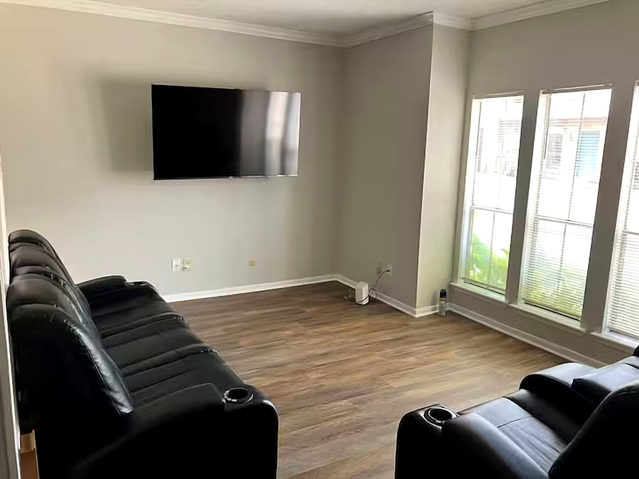 Furnished Finder property 1047944_1 photo 2