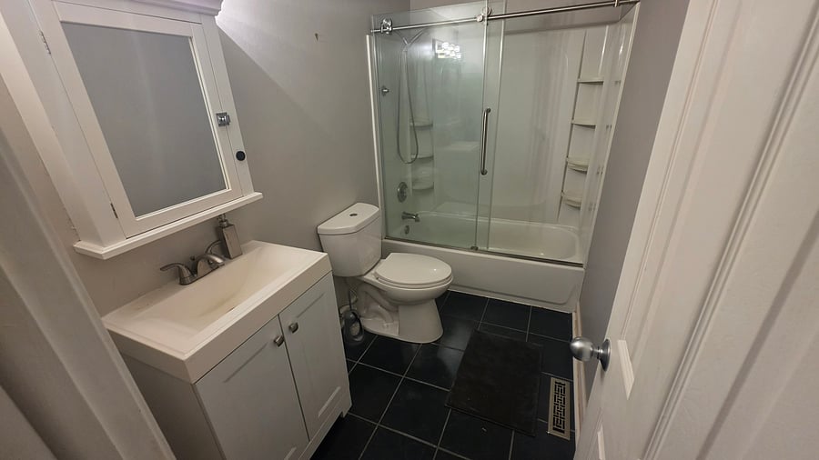 Furnished Finder property 1047959_1 photo 11