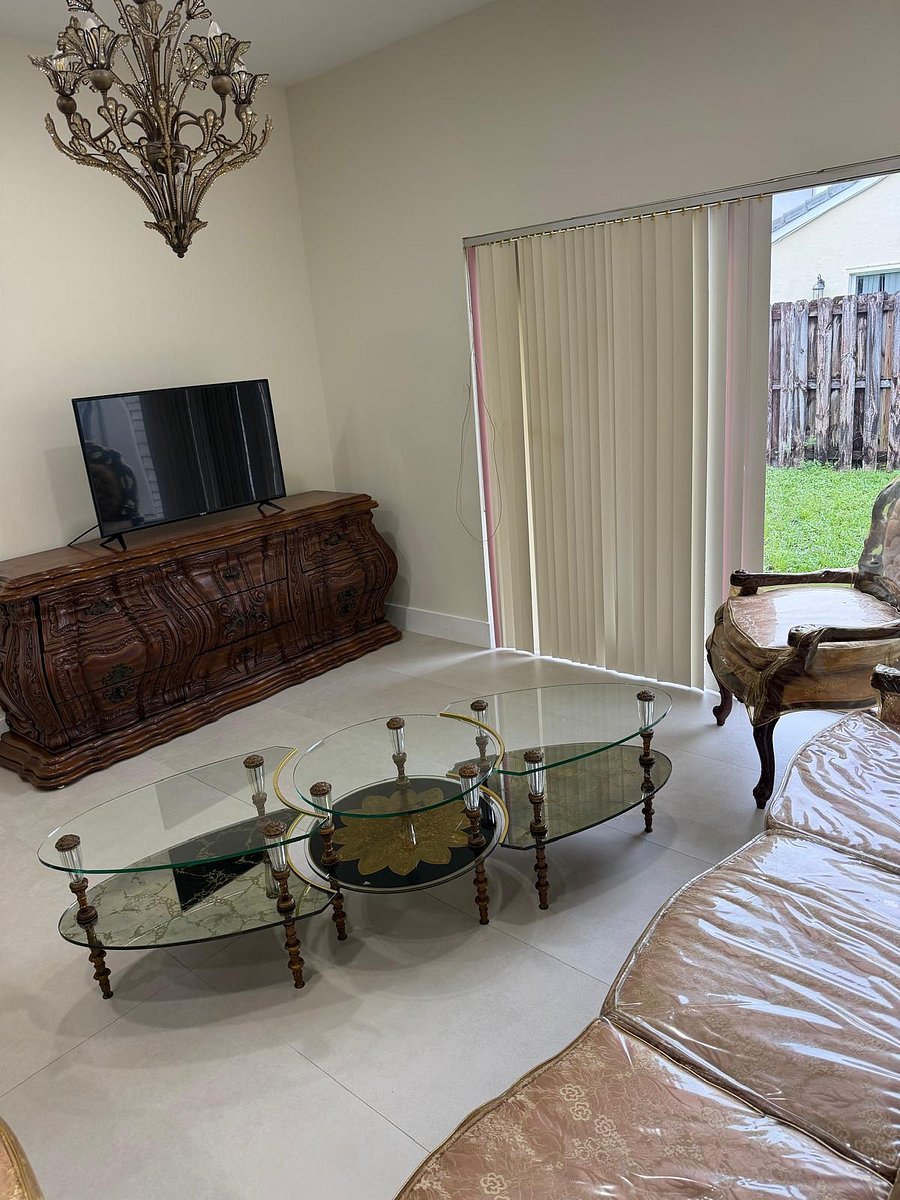 Furnished Finder property 1047975_1 photo 3