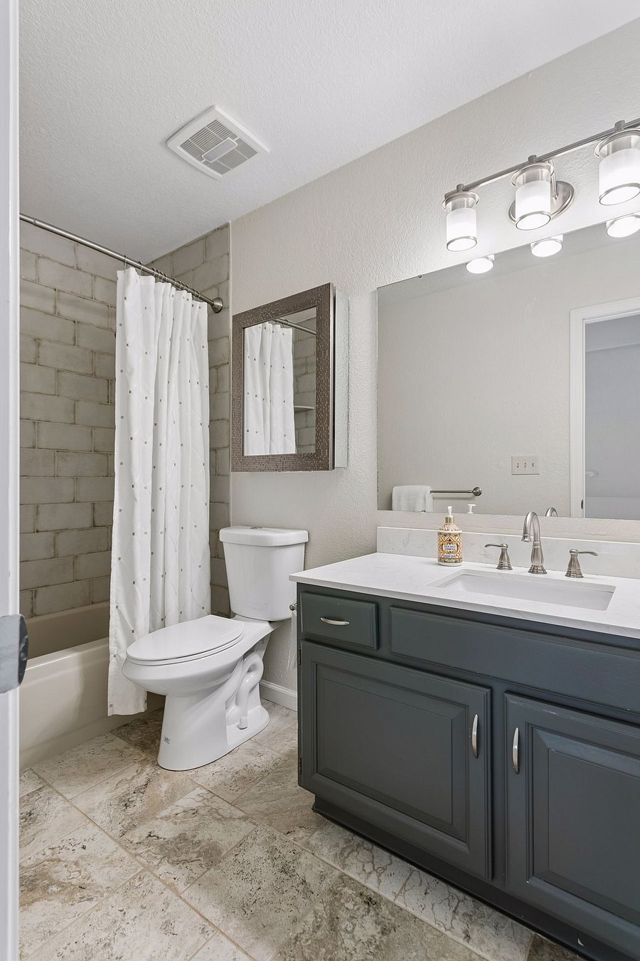 Furnished Finder property 1047990_1 photo 11