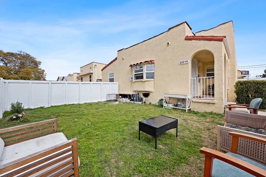 Furnished Finder property 1047993_1 photo 3