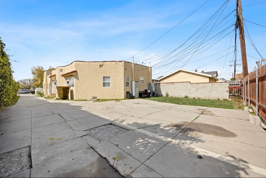 Furnished Finder property 1047993_1 photo 2