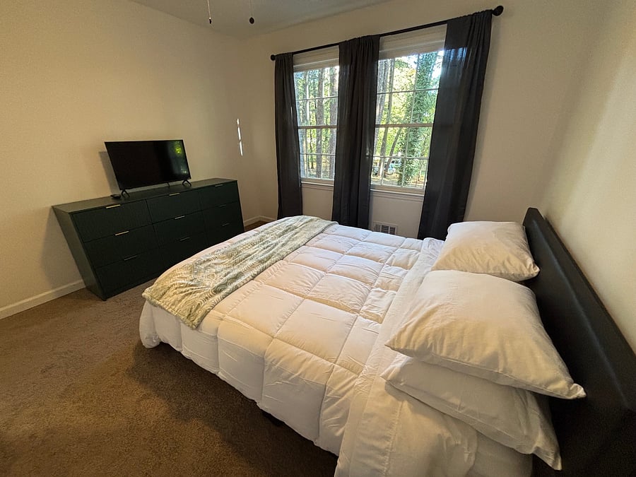 Furnished Finder property 1048009_1 photo 5