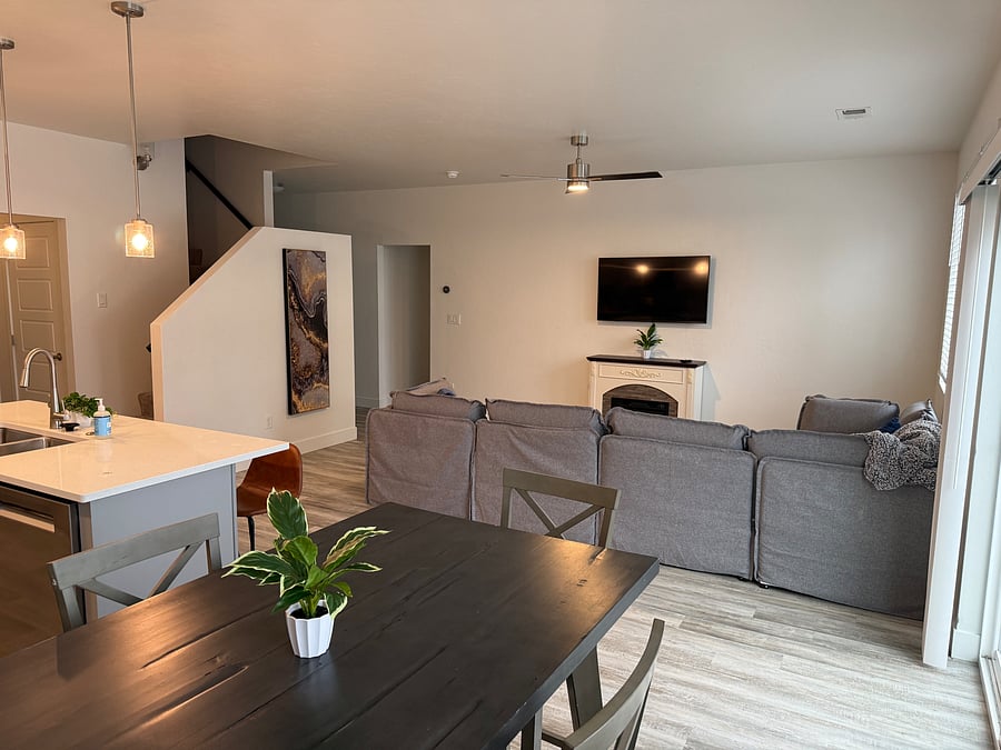 Furnished Finder property 1048013_1 photo 5