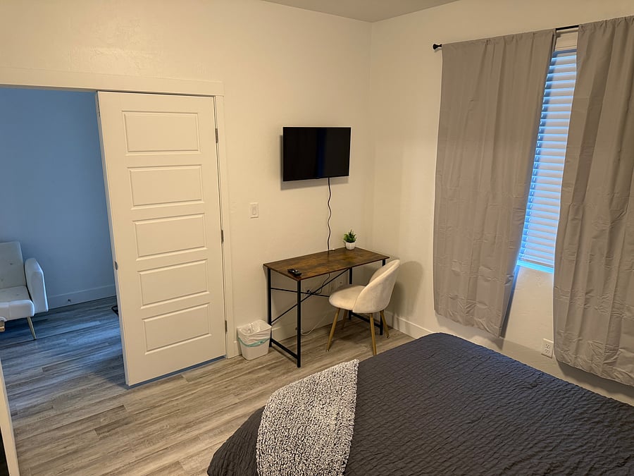 Furnished Finder property 1048013_1 photo 18