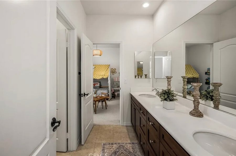 Furnished Finder property 1048029_1 photo 18