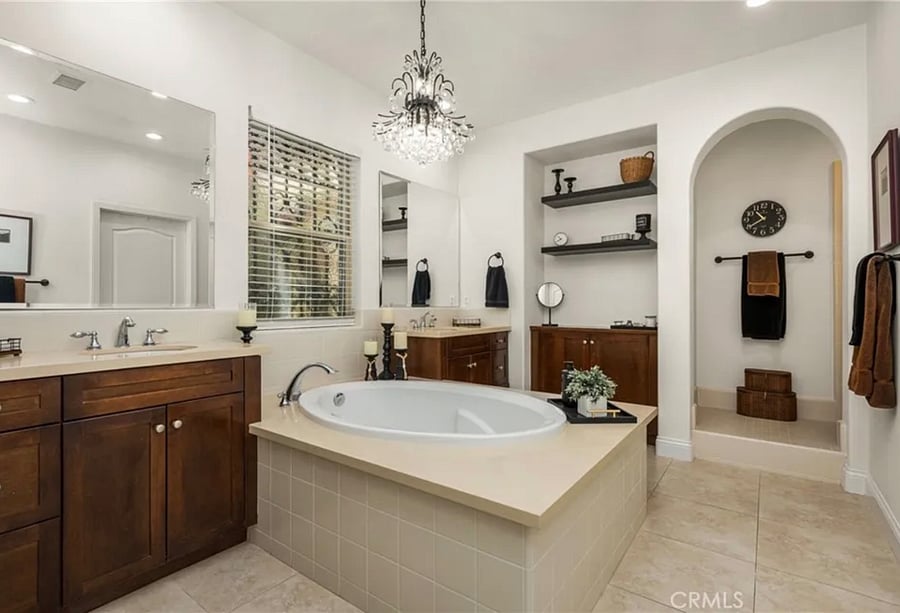 Furnished Finder property 1048029_1 photo 14