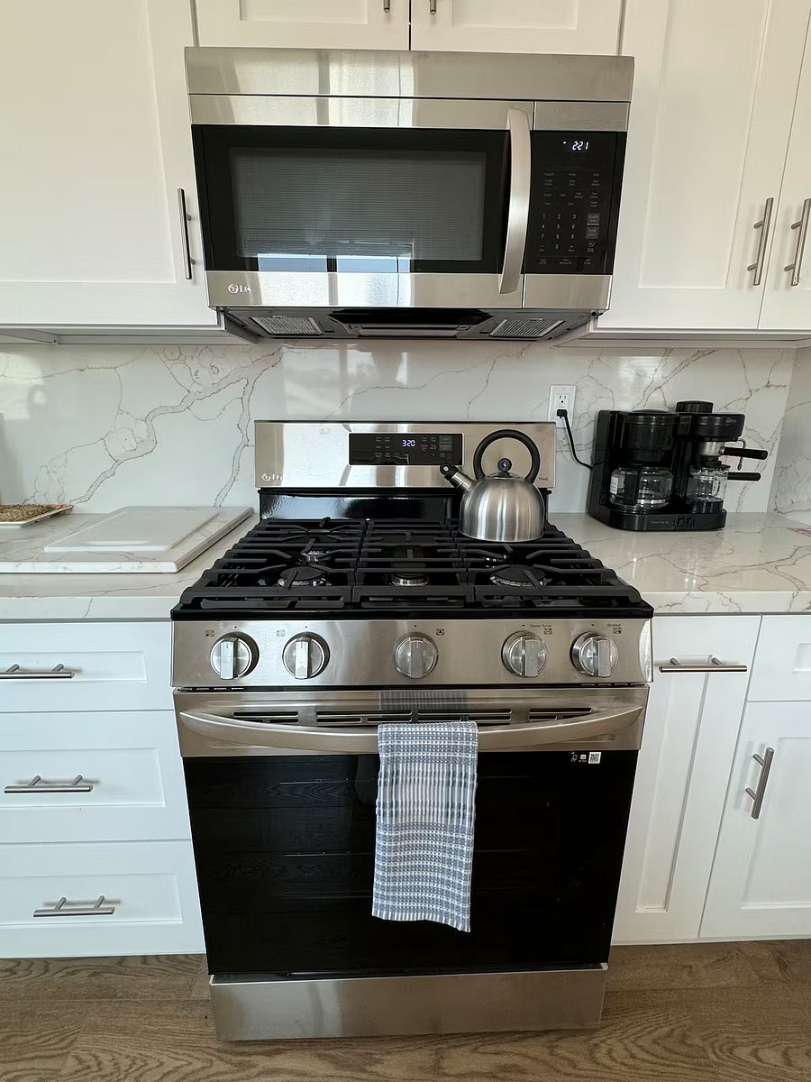 Furnished Finder property 1048036_1 photo 8