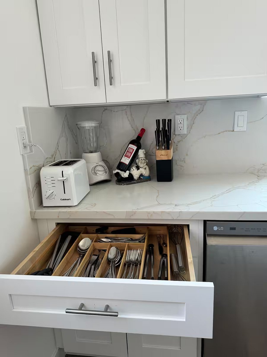 Furnished Finder property 1048036_1 photo 9