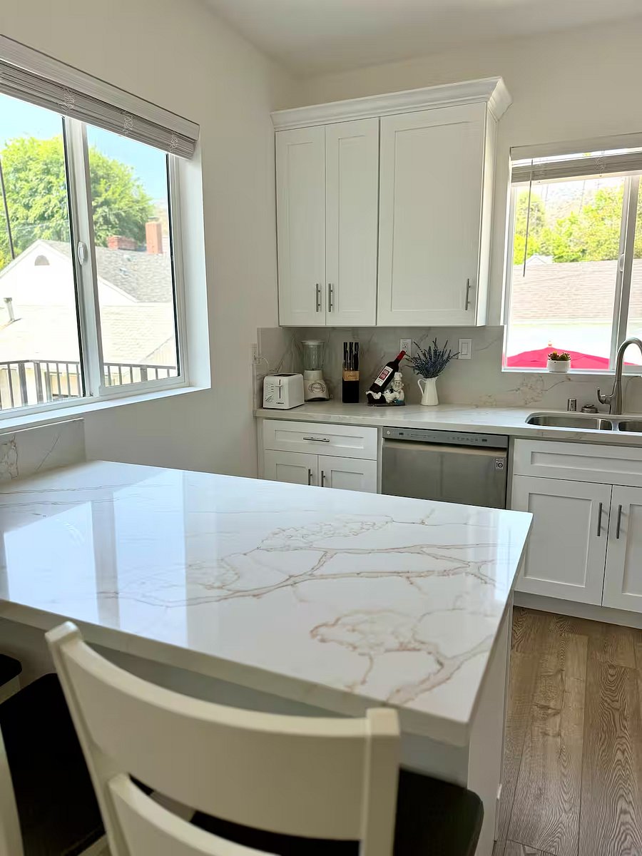Furnished Finder property 1048036_1 photo 6