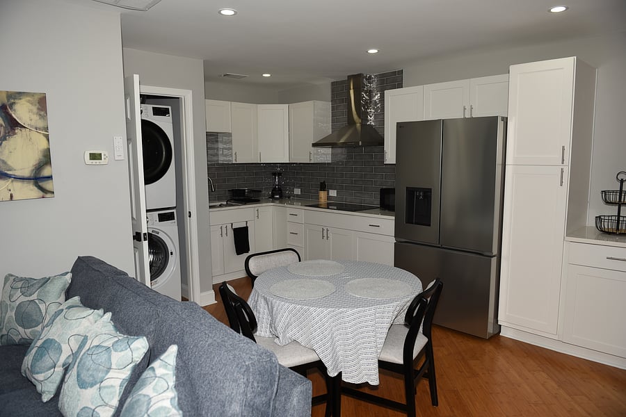 Furnished Finder property 1048043_1 photo 2