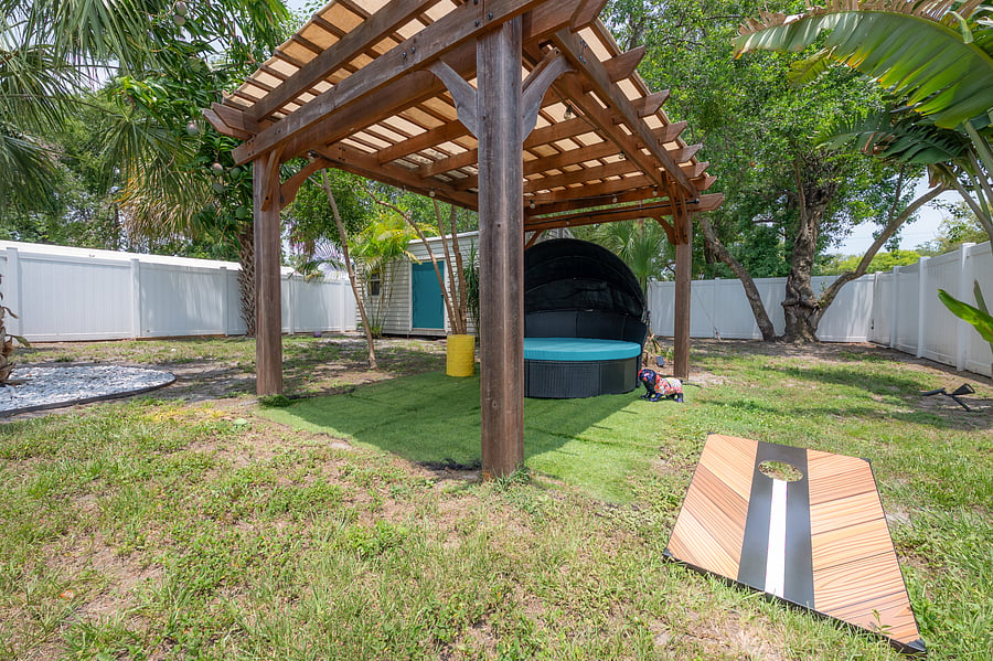 Furnished Finder property 1048049_1 photo 45
