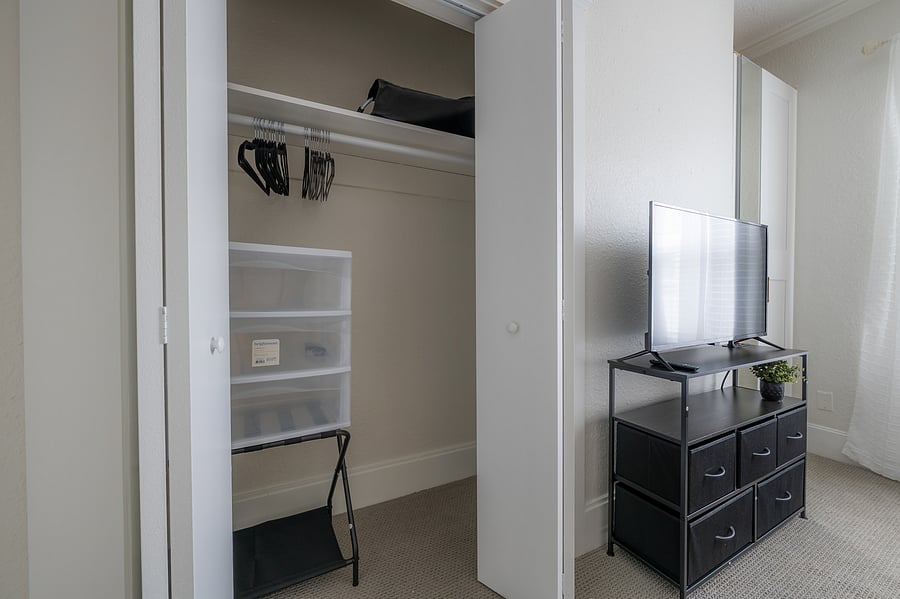 Furnished Finder property 1048049_1 photo 23