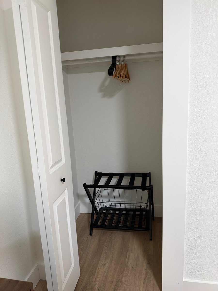 Furnished Finder property 1048054_1 photo 9