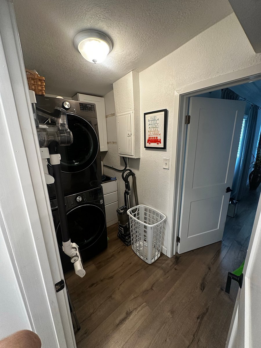 Furnished Finder property 1048057_1 photo 20