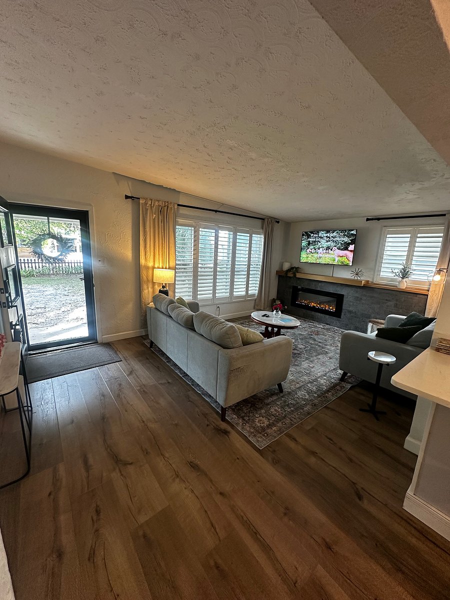 Furnished Finder property 1048057_1 photo 3