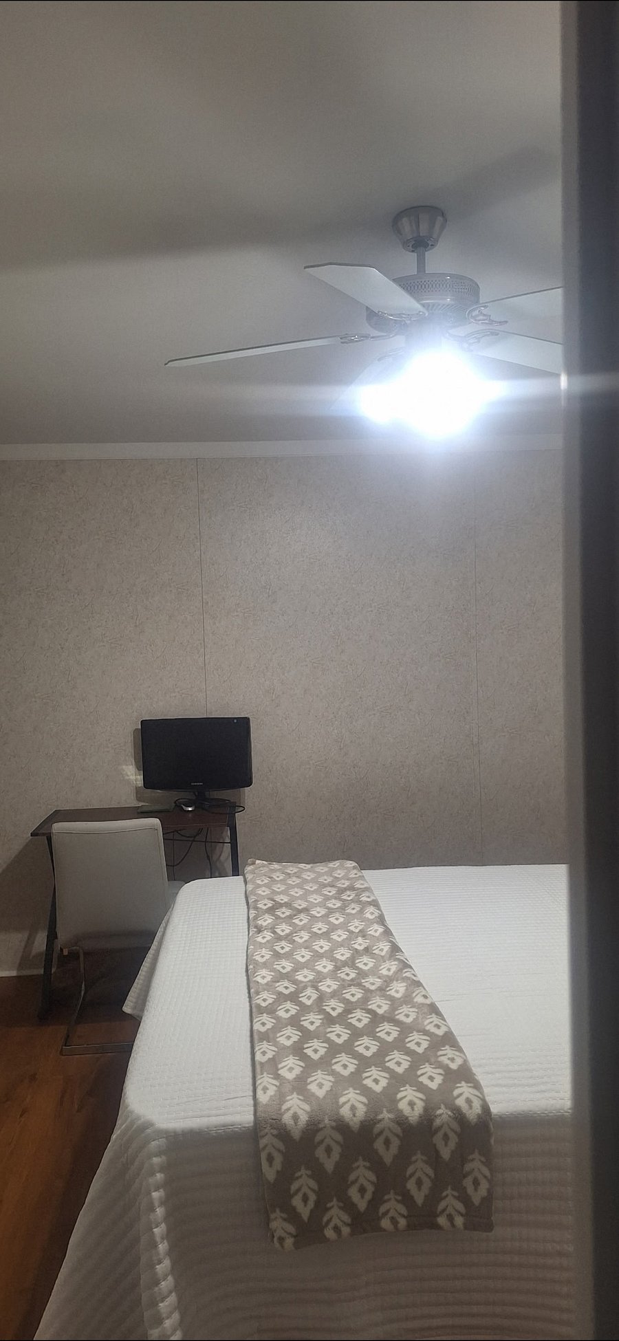Furnished Finder property 1048064_1 photo 12