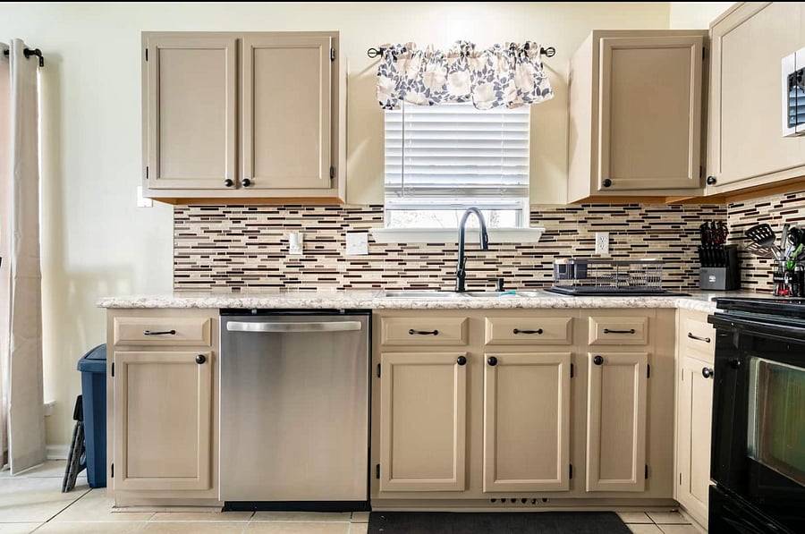 Furnished Finder property 1048082_1 photo 4
