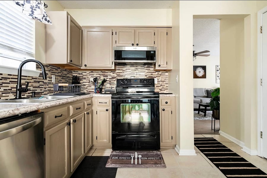Furnished Finder property 1048082_1 photo 15