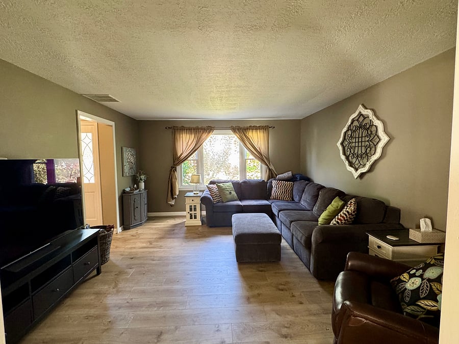 Furnished Finder property 1048086_1 photo 7