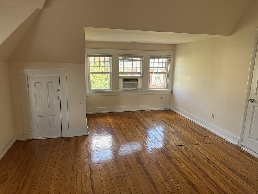 Furnished Finder property 1048105_1 photo 4