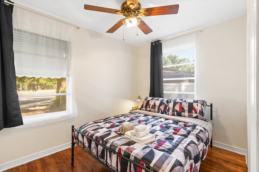 Furnished Finder property 1048115_1 photo 2
