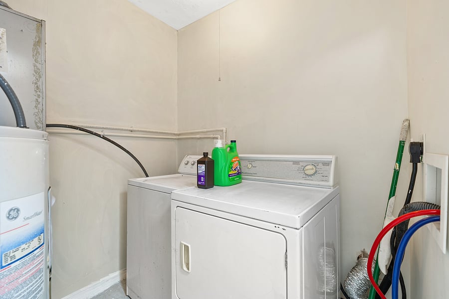 Furnished Finder property 1048115_1 photo 10
