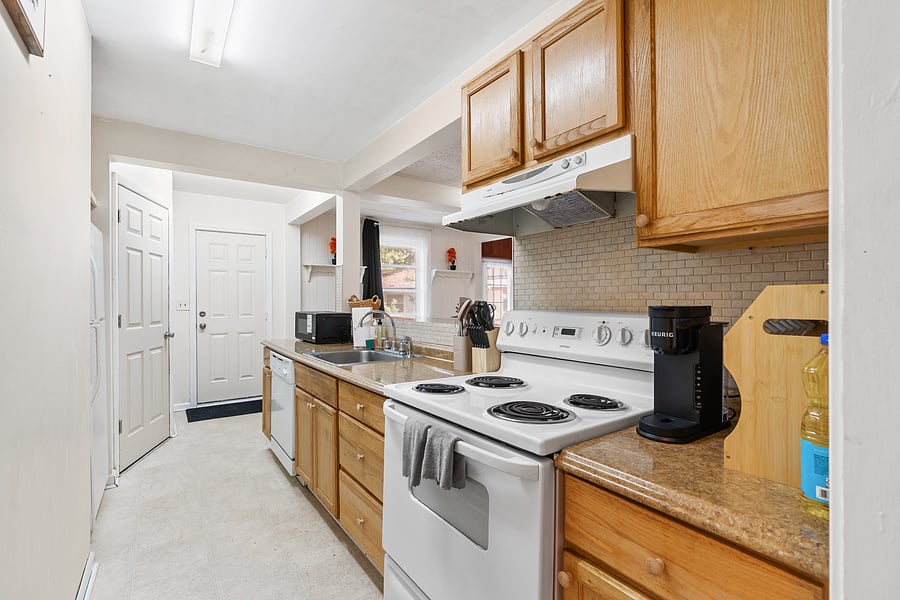 Furnished Finder property 1048115_1 photo 15