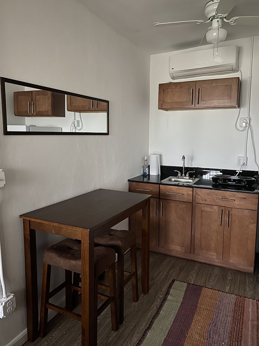 Furnished Finder property 1048129_1 photo 8