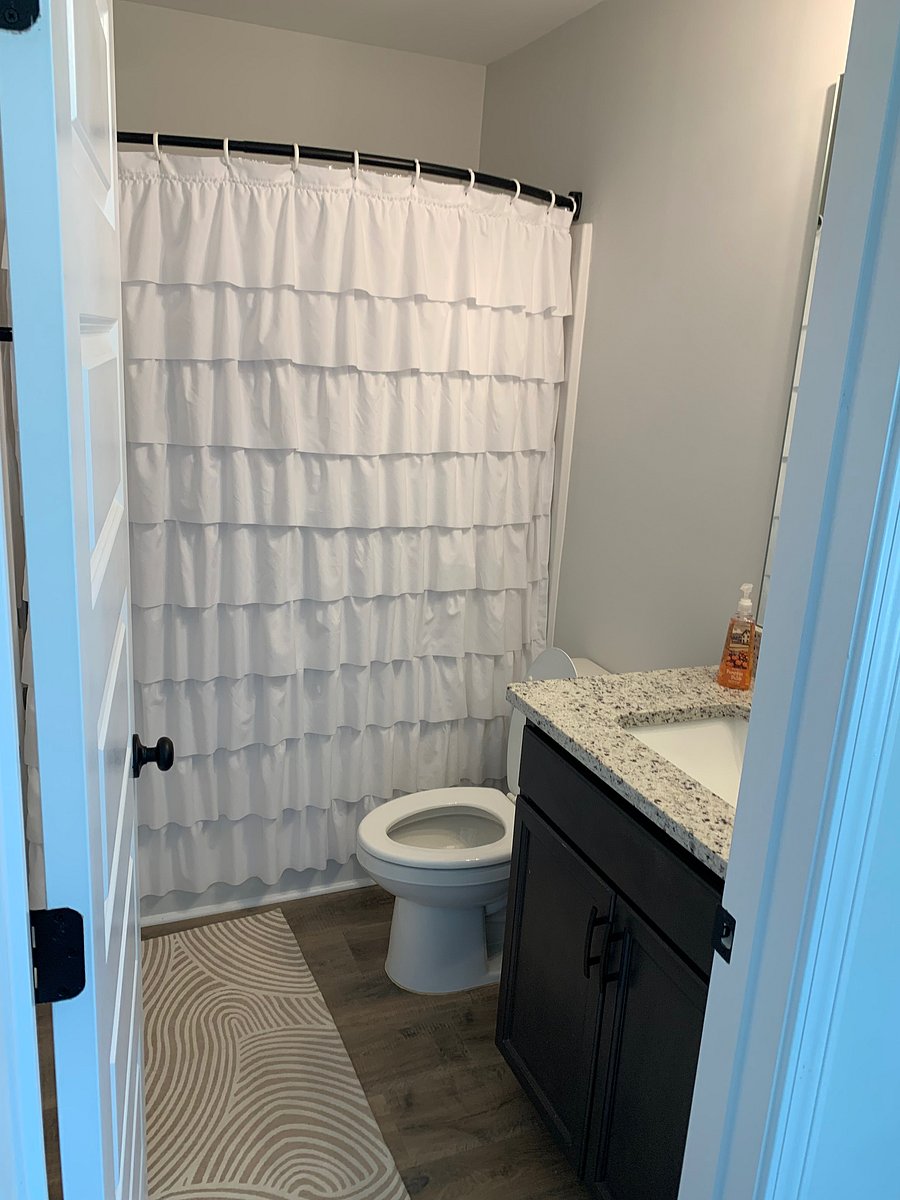 Furnished Finder property 1048131_1 photo 9
