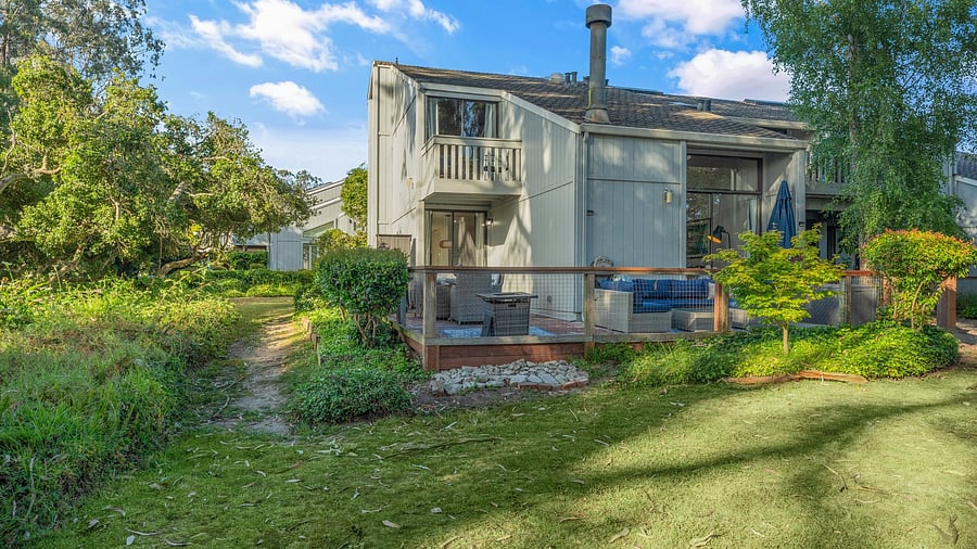 Furnished Finder property 1048142_1 photo 22