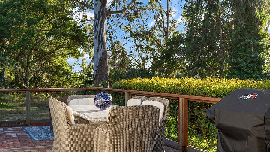 Furnished Finder property 1048142_1 photo 9