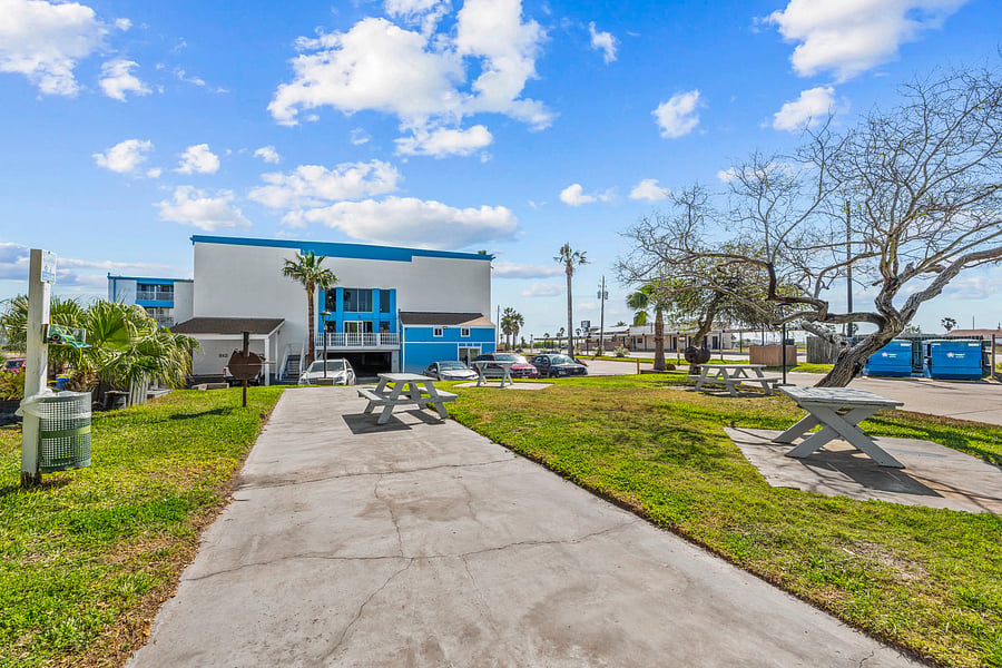 Furnished Finder property 1048159_1 photo 15