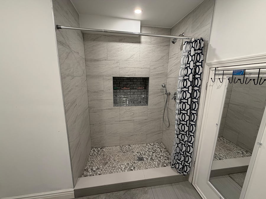 Furnished Finder property 1048160_1 photo 11