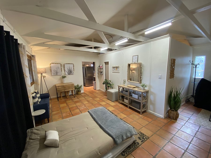 Living Room optional guest layout view 2