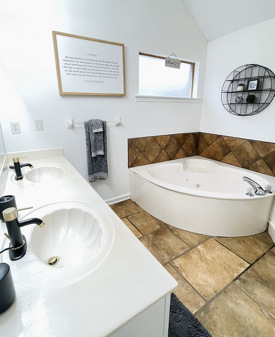 Furnished Finder property 1048168_1 photo 12