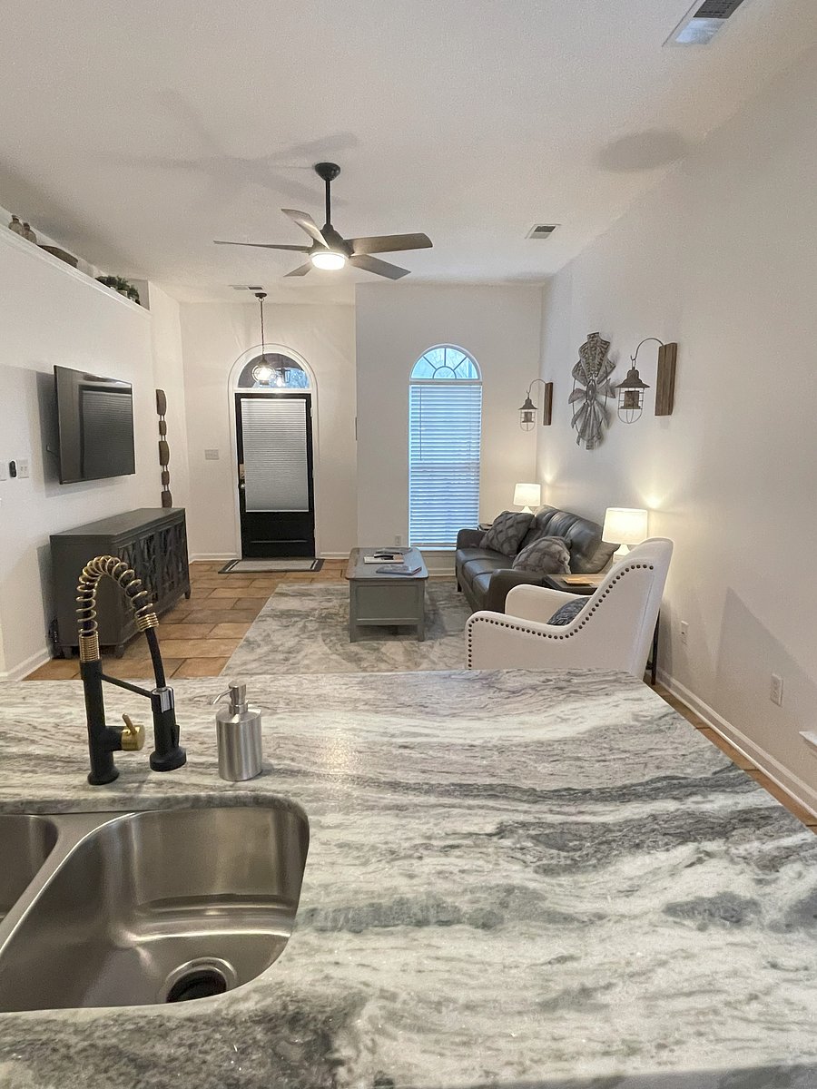 Furnished Finder property 1048168_1 photo 6