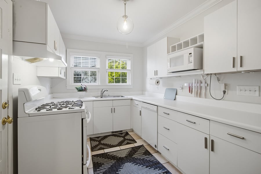 Furnished Finder property 1048172_1 photo 10