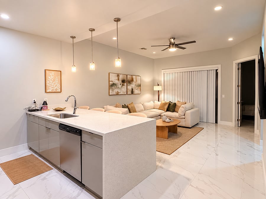 Furnished Finder property 1048173_1 photo 4