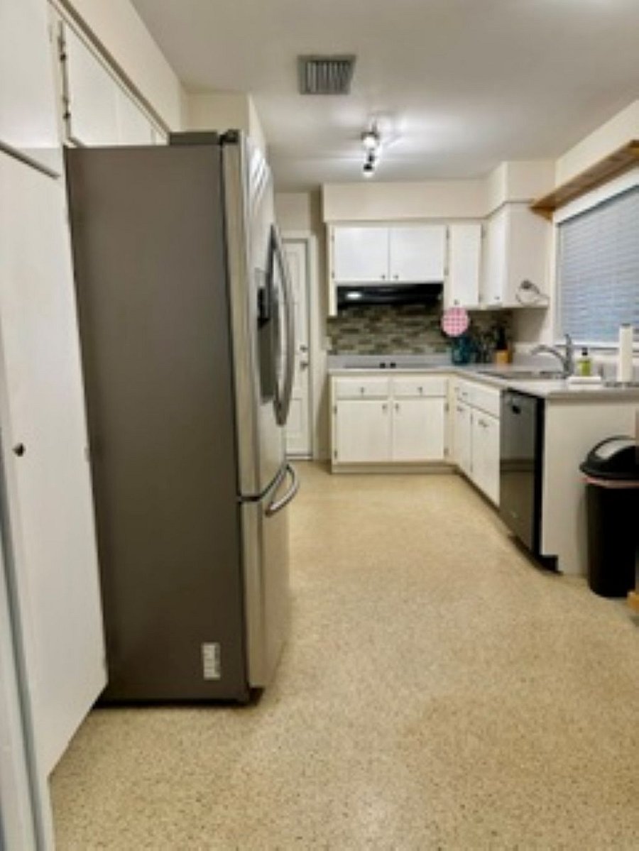Furnished Finder property 1048182_1 photo 5