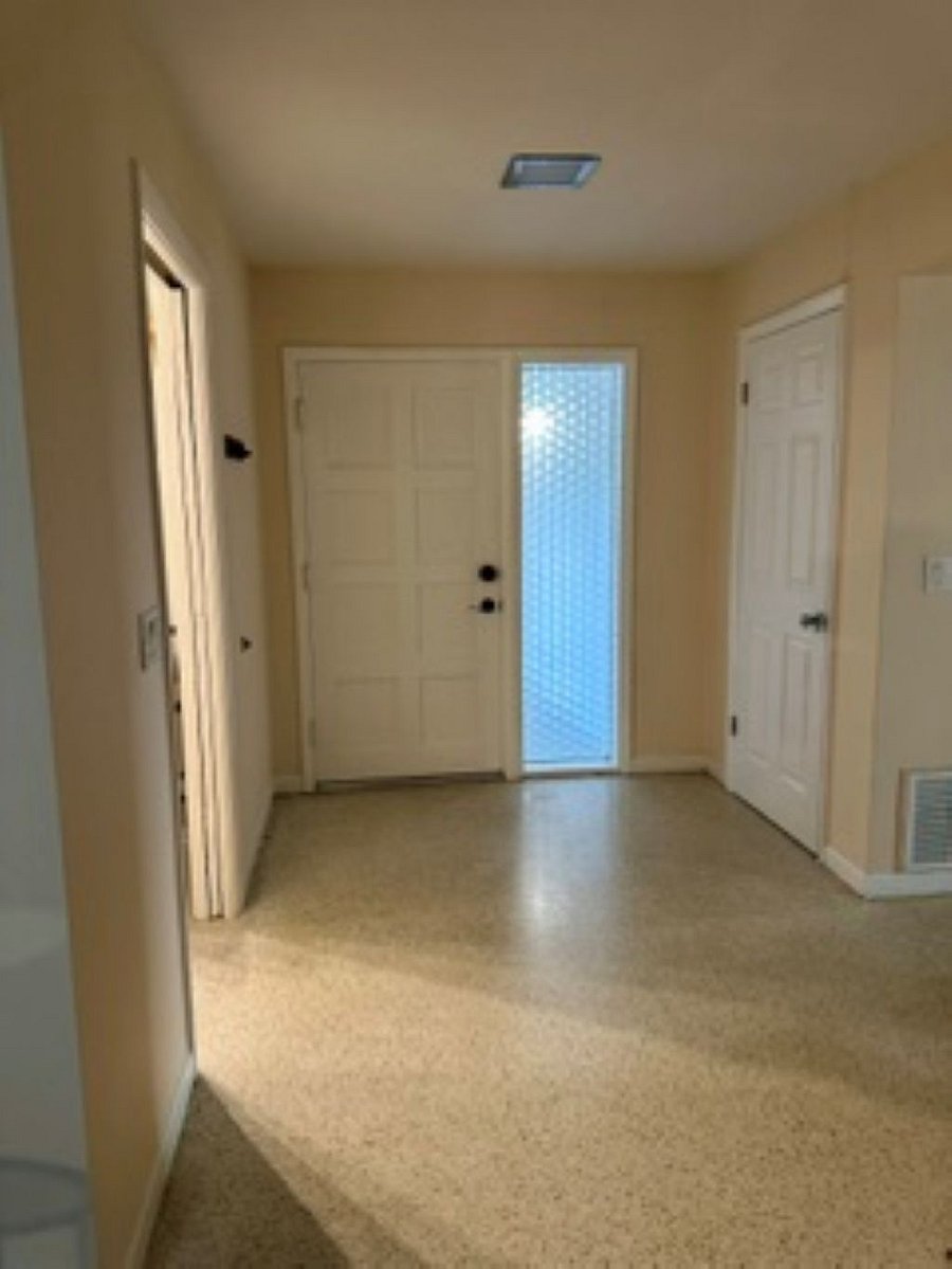 Furnished Finder property 1048182_1 photo 9