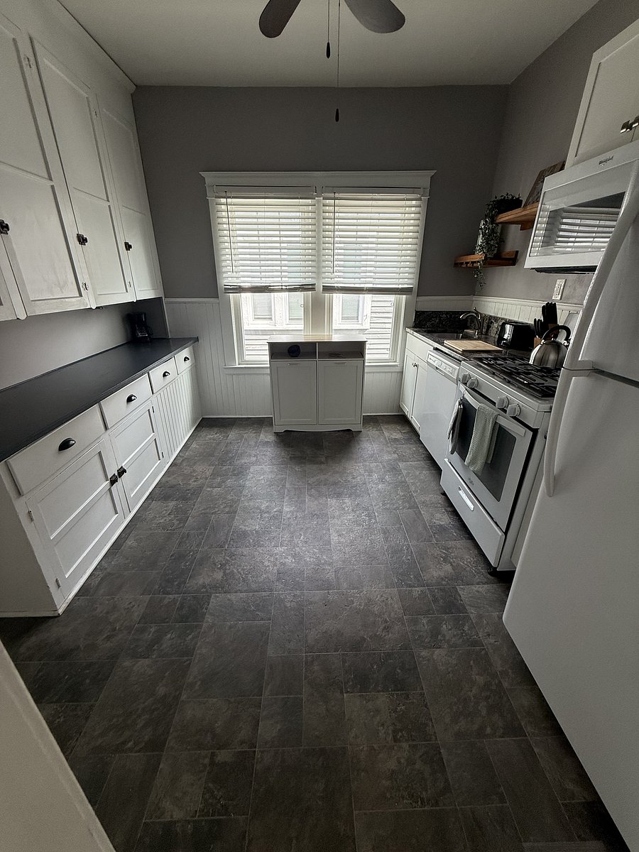 Furnished Finder property 1048195_1 photo 9