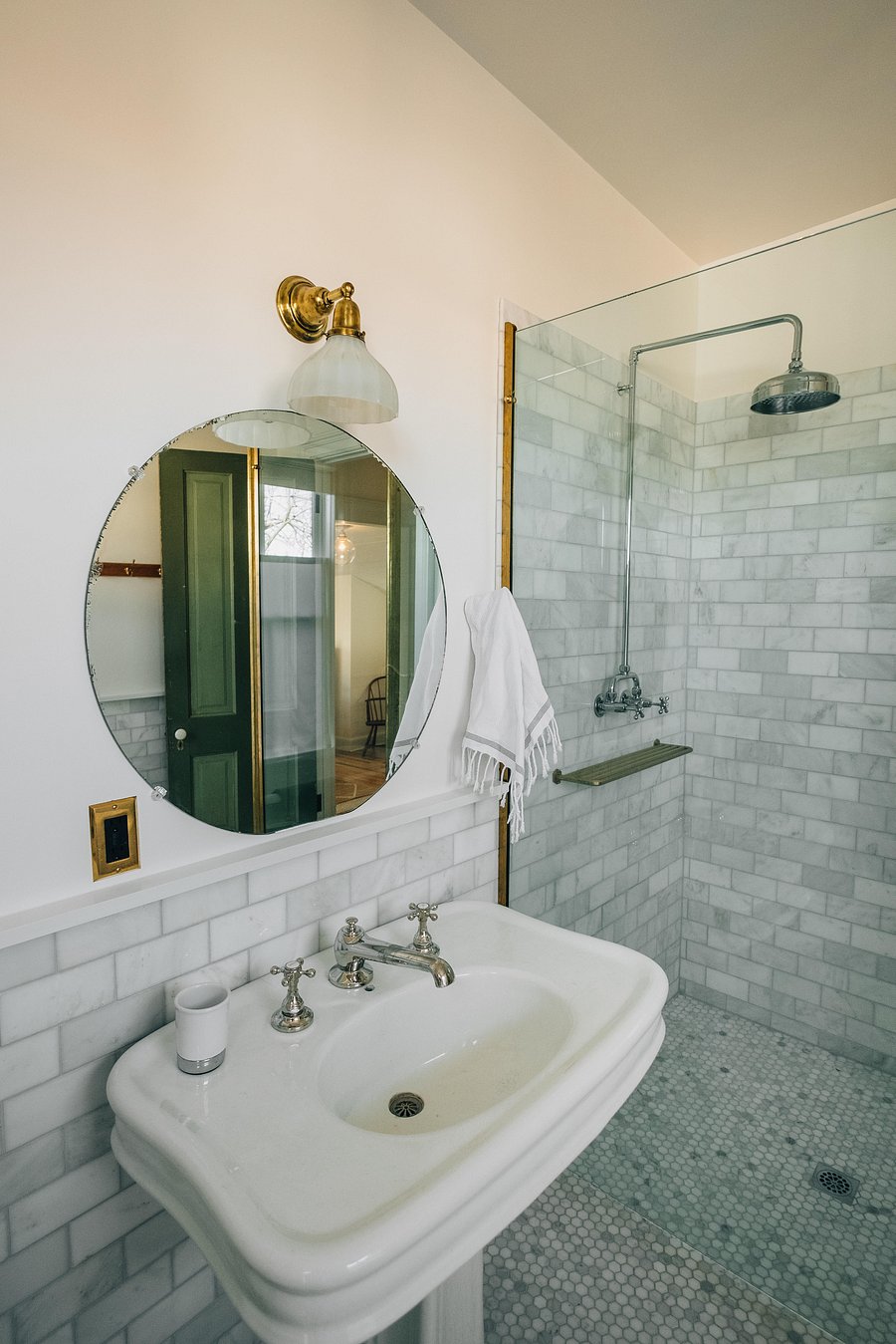 Furnished Finder property 1048200_1 photo 40